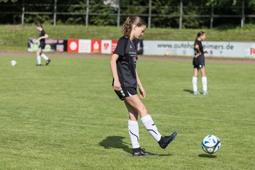 Bild 142 - wCJ VfL Pinneberg - Eimsbuetteler TV : Ergebnis: 0:5